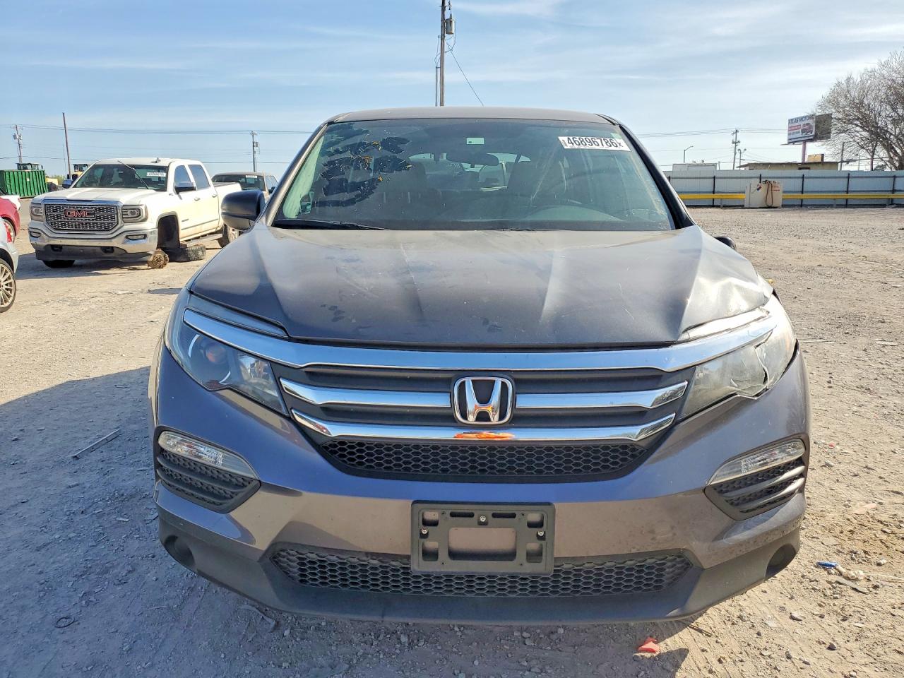 2016 HONDA PILOT LX photo 9