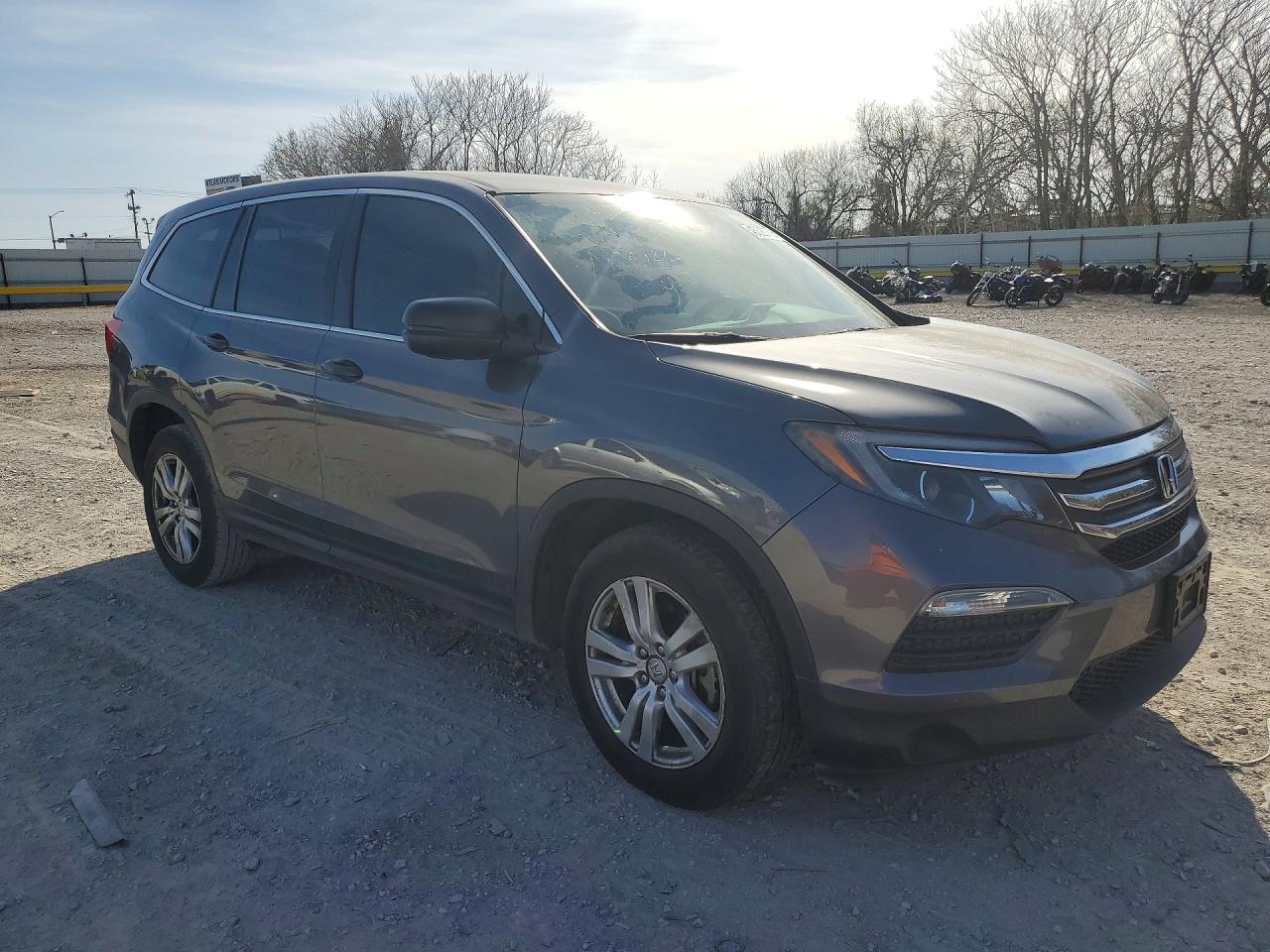 2016 HONDA PILOT LX photo 7