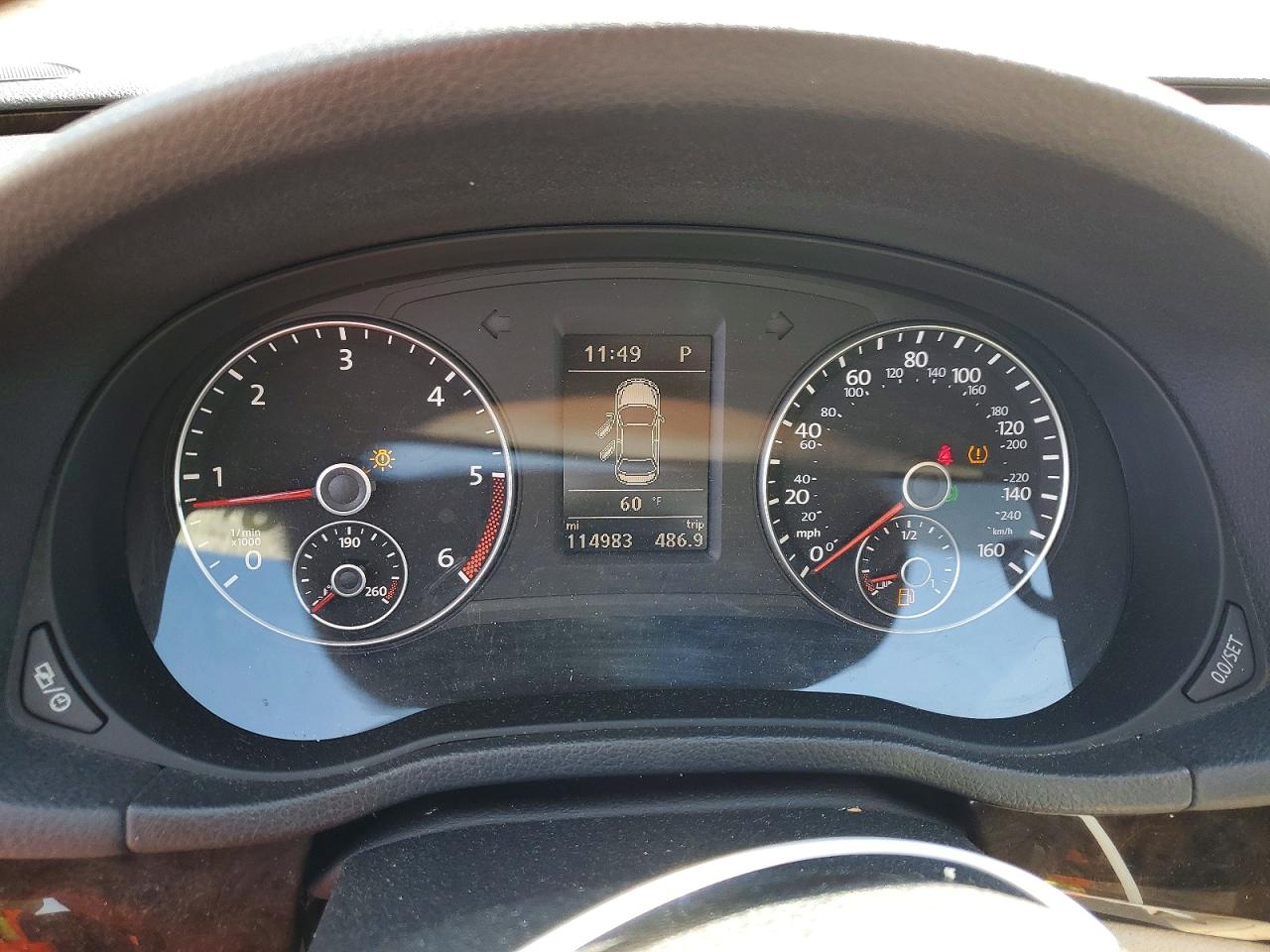 2015 VOLKSWAGEN PASSAT photo 9