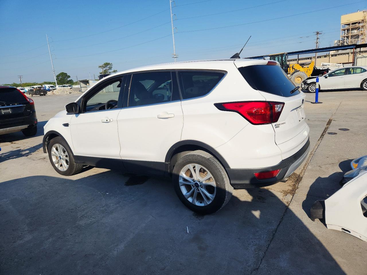 2019 FORD ESCAPE SE photo 2