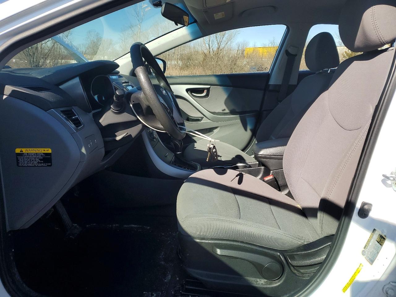 2016 HYUNDAI ELANTRA SE photo 7