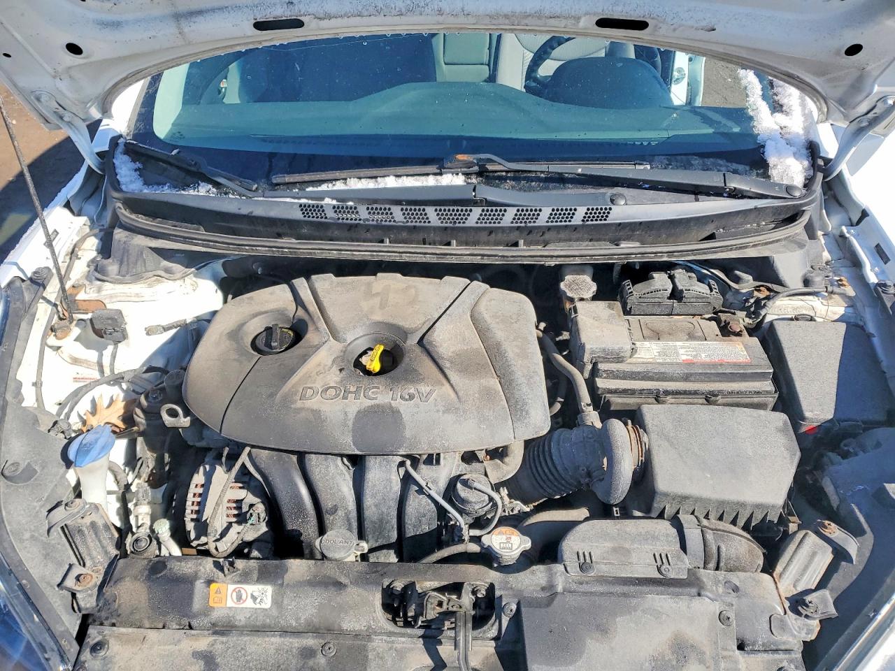 2016 HYUNDAI ELANTRA SE photo 11