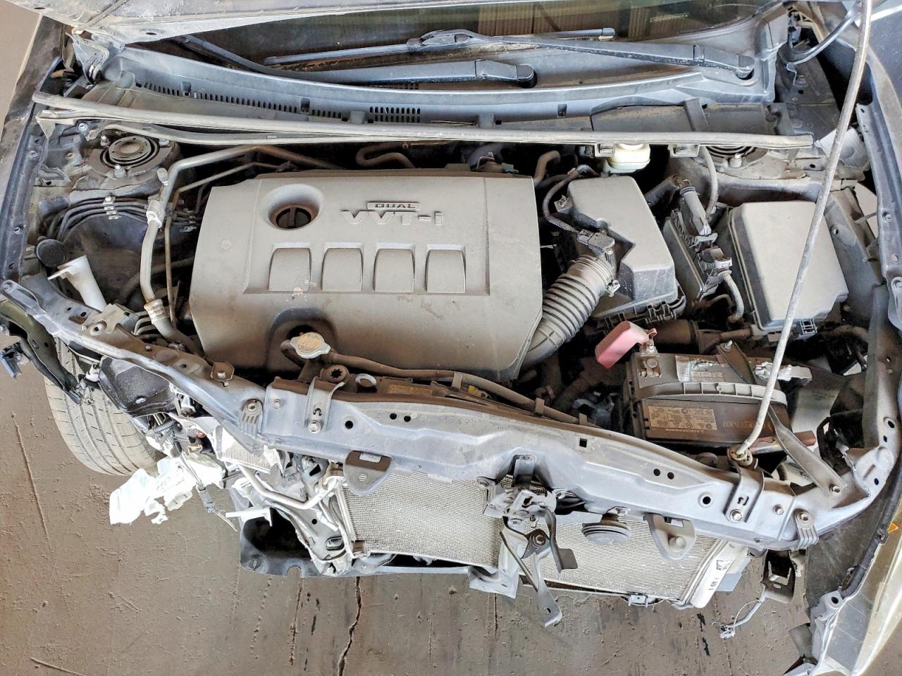 2015 TOYOTA COROLLA L photo 11