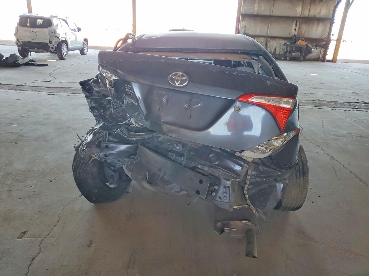 2015 TOYOTA COROLLA L photo 6