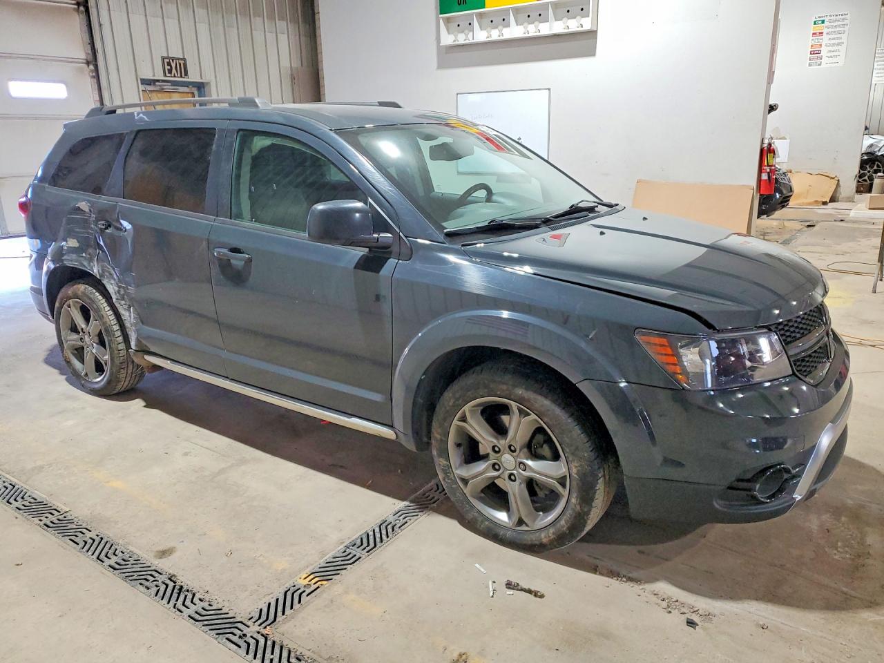 2017 DODGE JOURNEY CROSSROAD photo 4