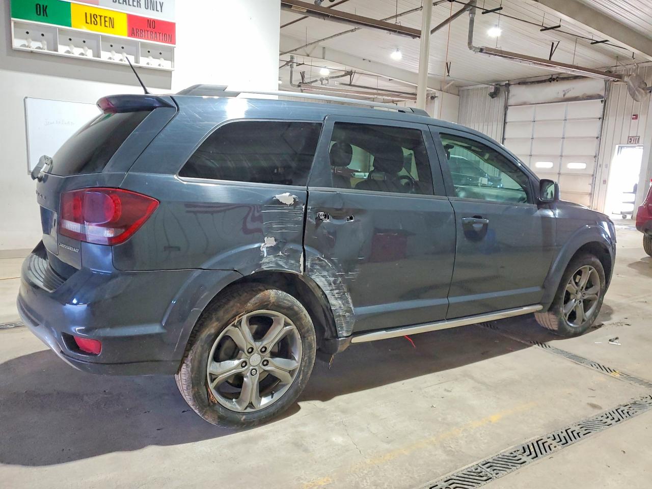 2017 DODGE JOURNEY CROSSROAD photo 3