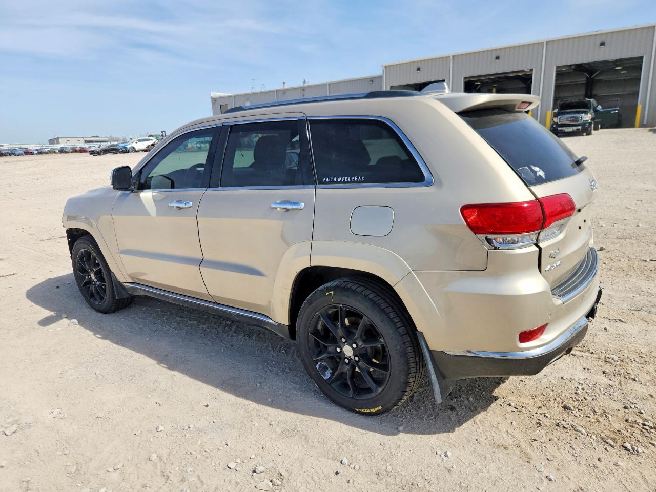 2014 JEEP GRAND CHEROKEE SUMMIT photo 4