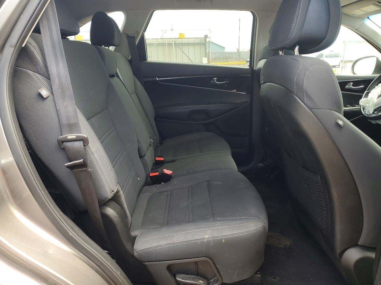 2016 KIA SORENTO LX V6 photo 21