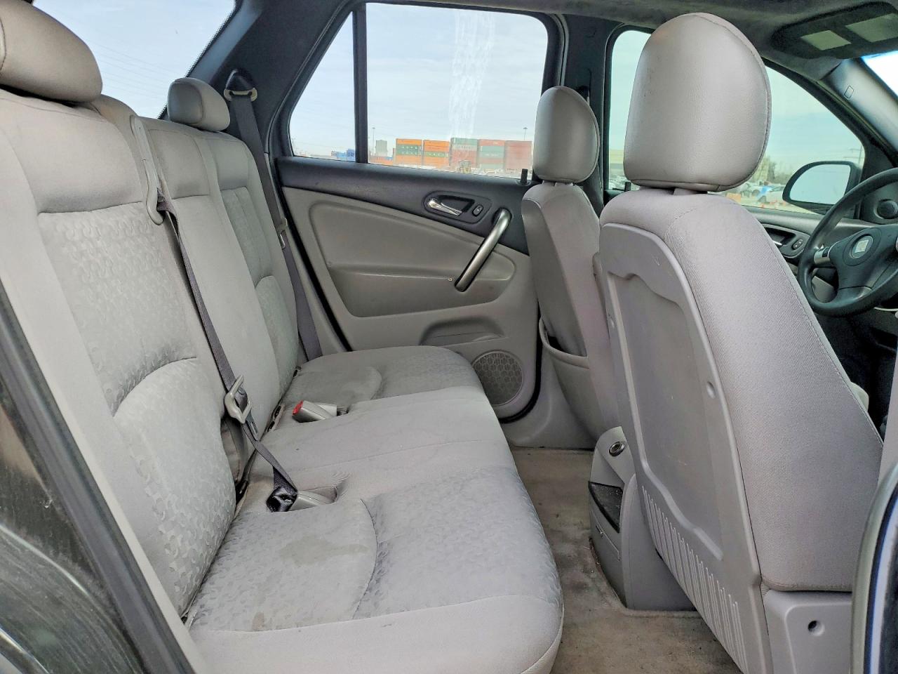 2006 SATURN VUE photo 19