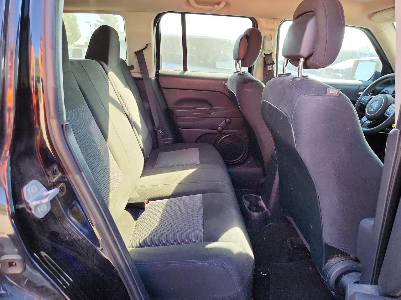 2015 JEEP PATRIOT SPORT photo 21