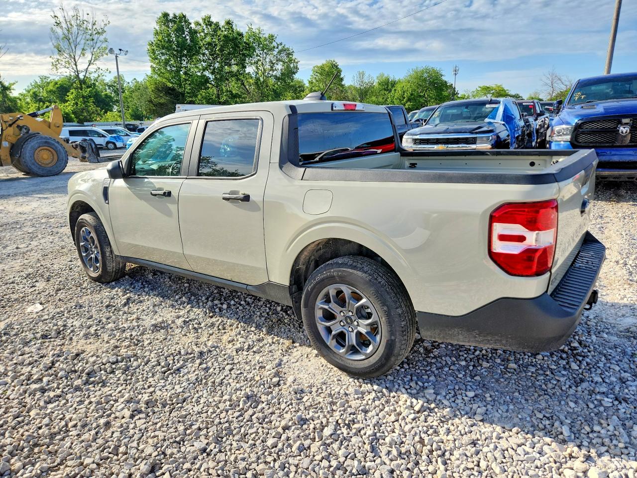 2025 FORD MAVERICK XLT photo 4