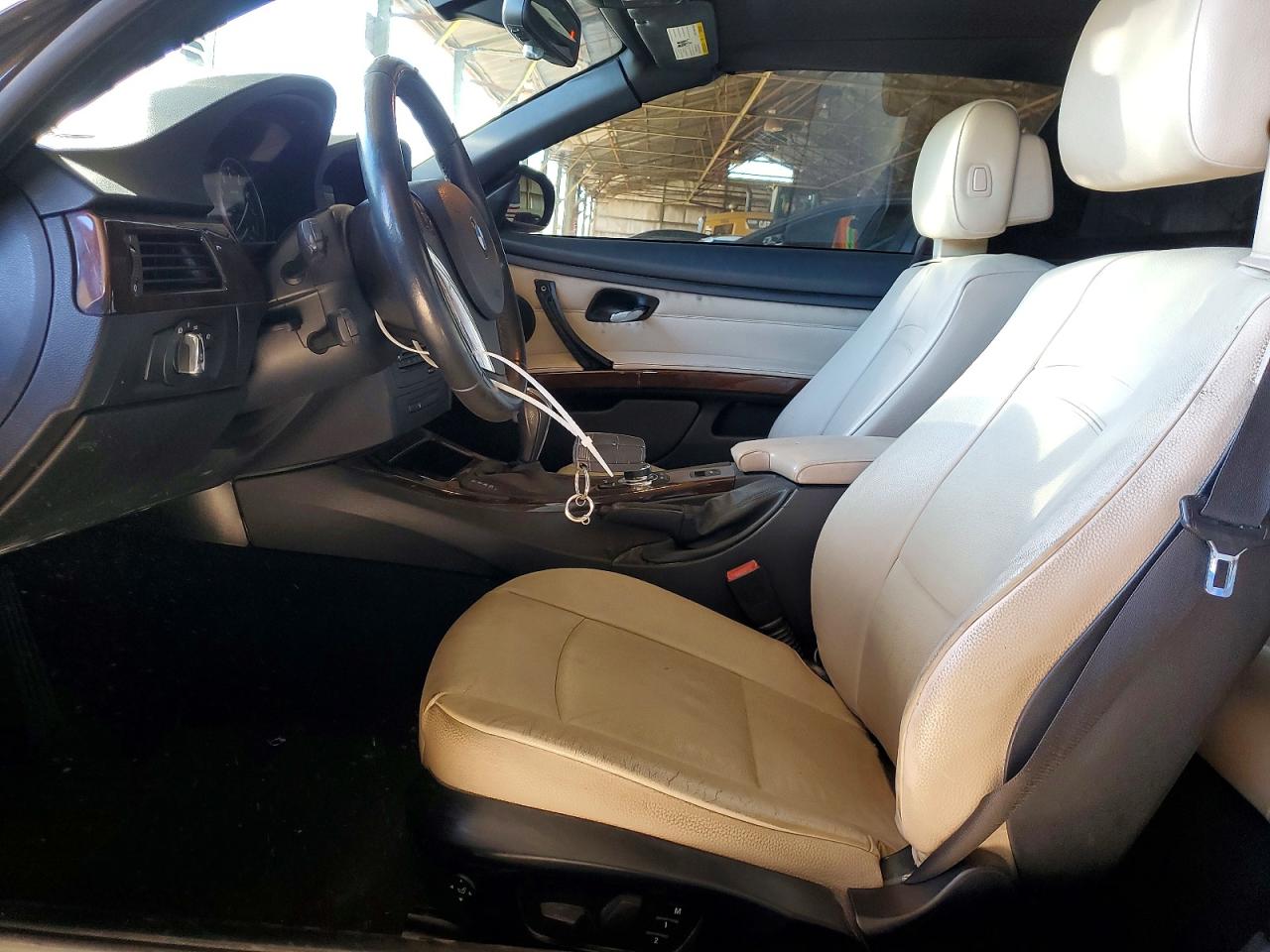 2011 BMW 335 I photo 13