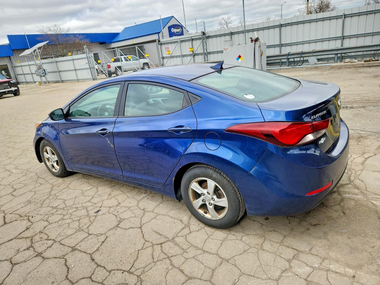 2015 HYUNDAI ELANTRA SE photo 3