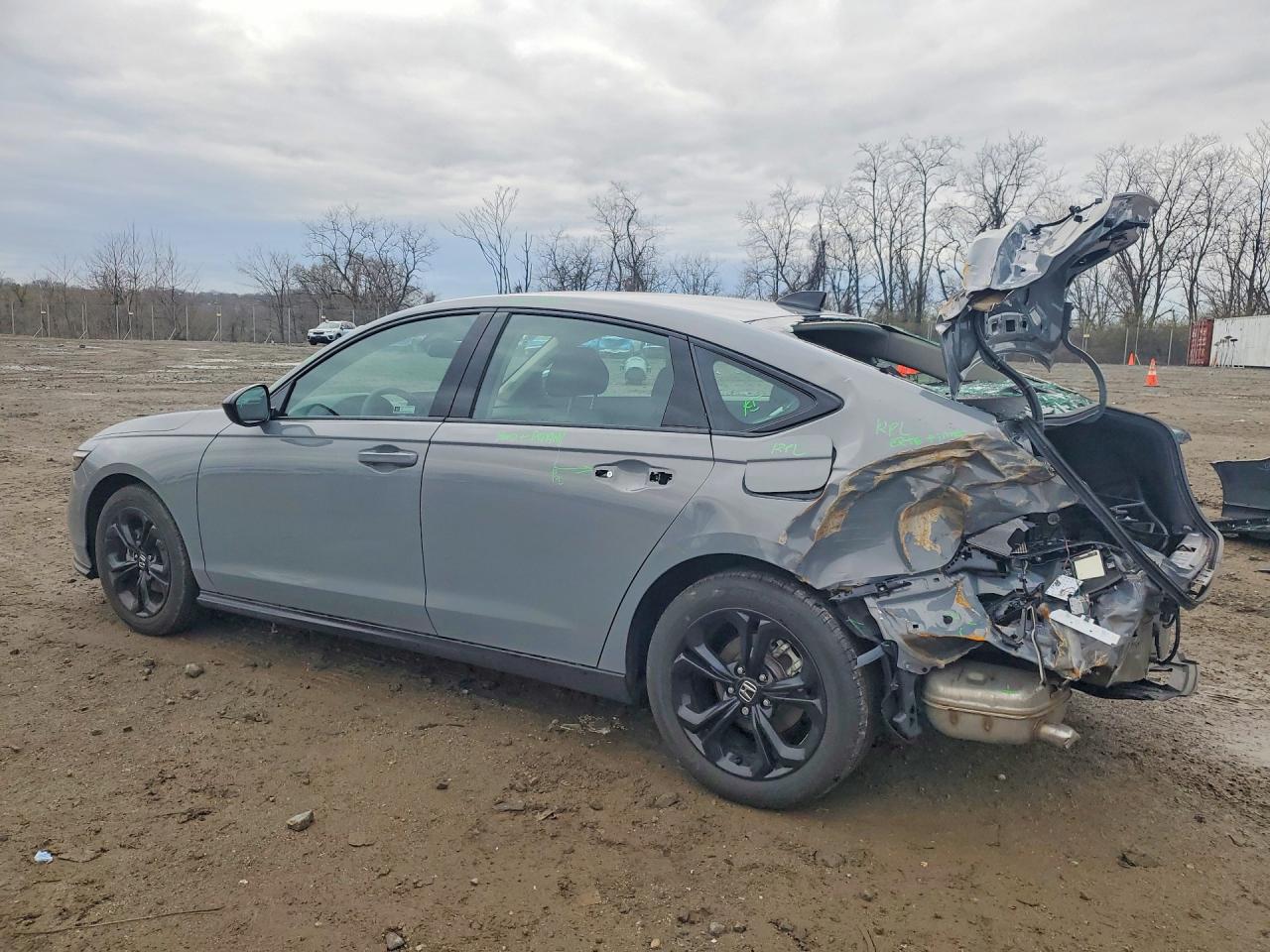 2025 HONDA ACCORD SE photo 3