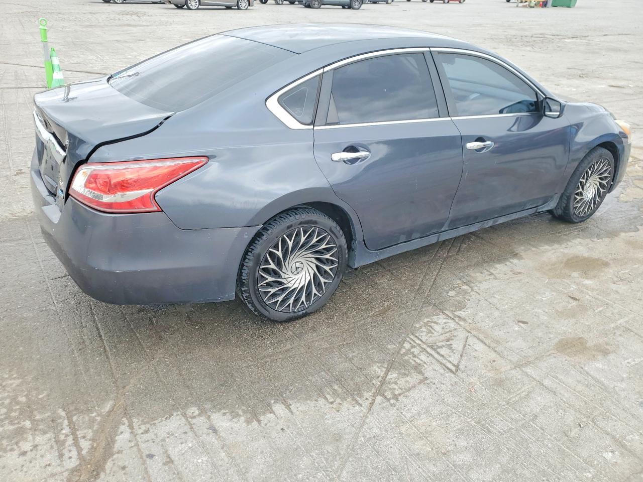 2013 NISSAN ALTIMA 2.5 photo 3