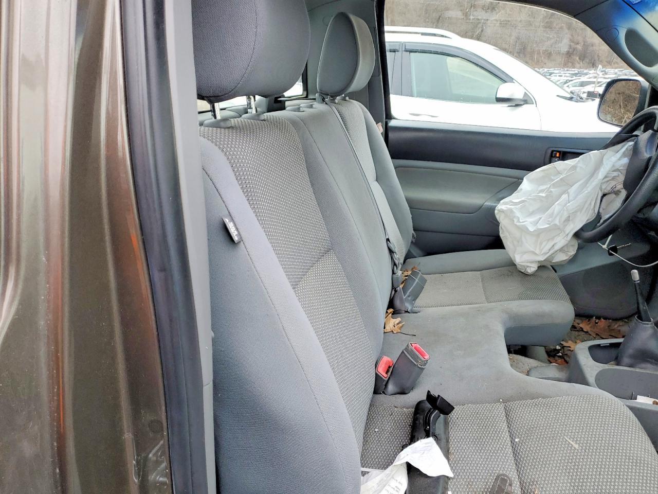 2009 TOYOTA TACOMA BASE photo 19