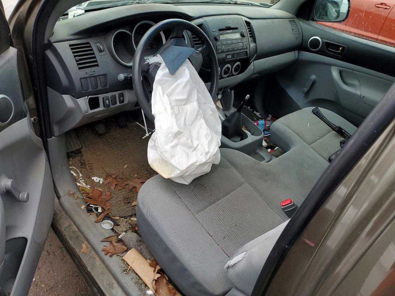2009 TOYOTA TACOMA BASE photo 15