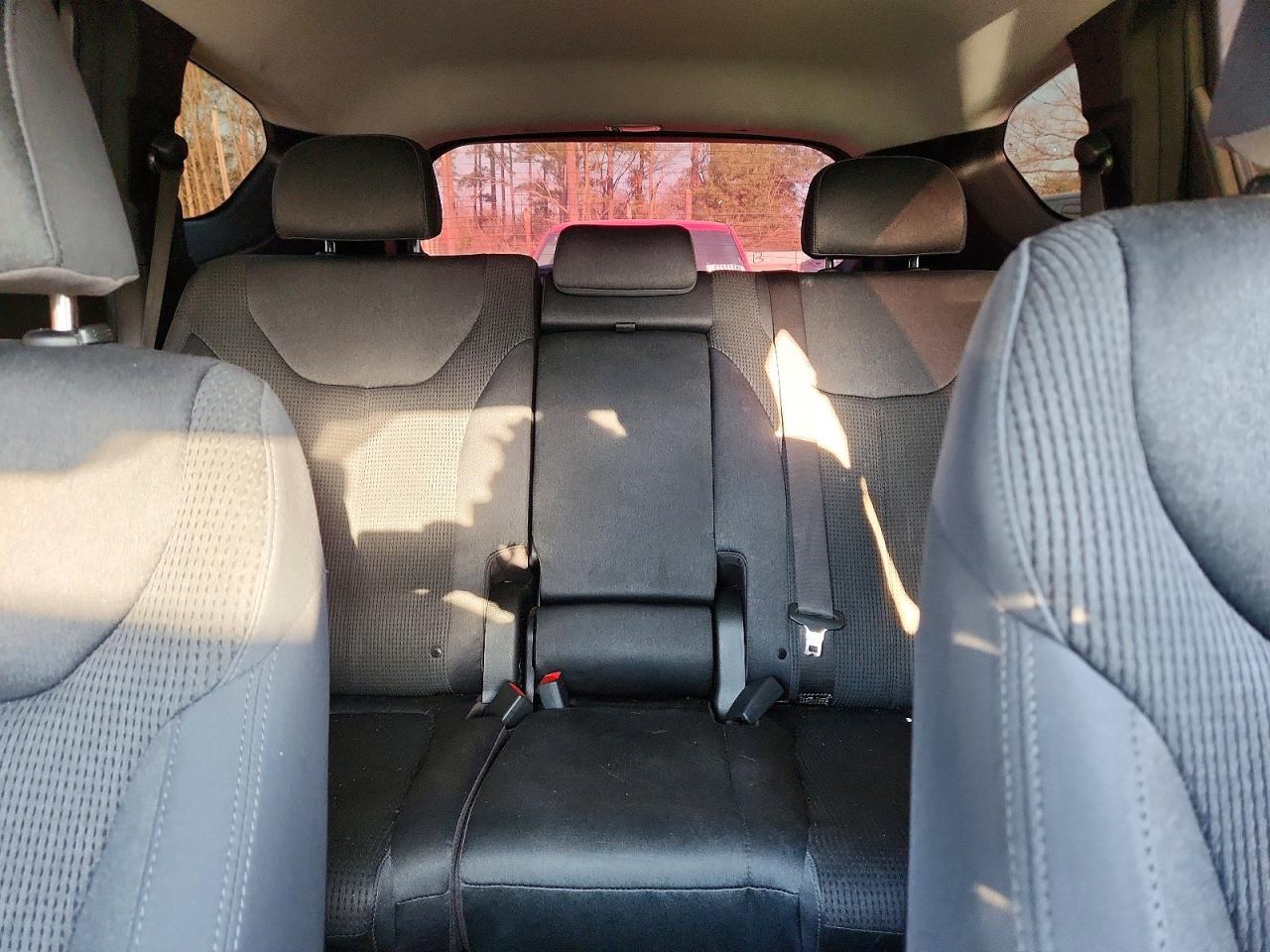 2019 HYUNDAI SANTA FE SE 2.4L photo 28