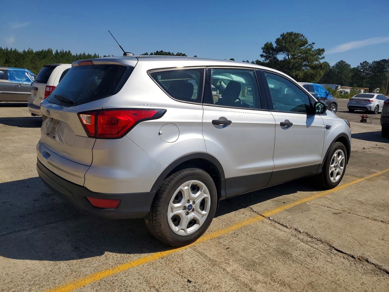 2019 FORD ESCAPE S photo 7