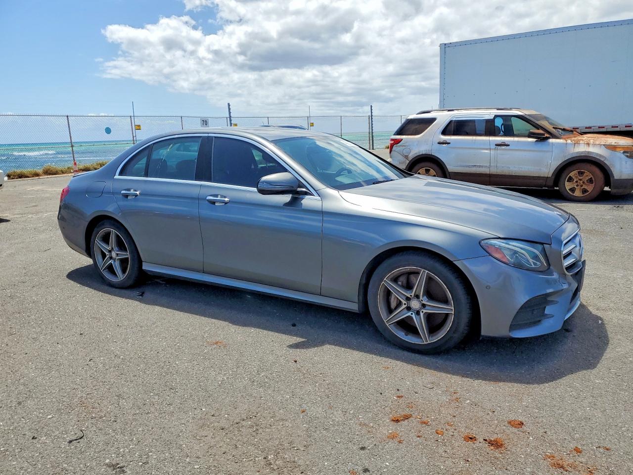2017 MERCEDES-BENZ E 300 photo 7