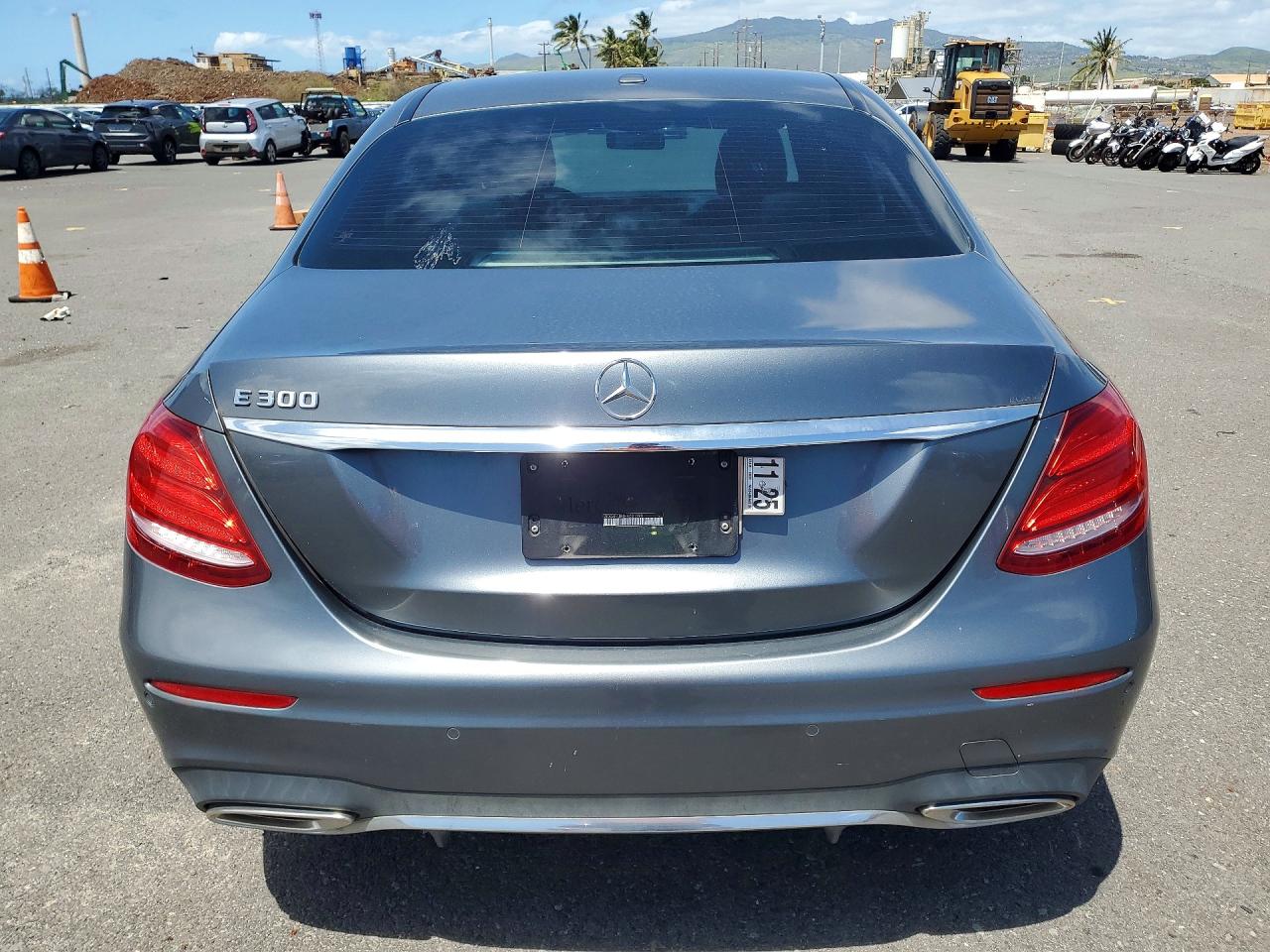 2017 MERCEDES-BENZ E 300 photo 11
