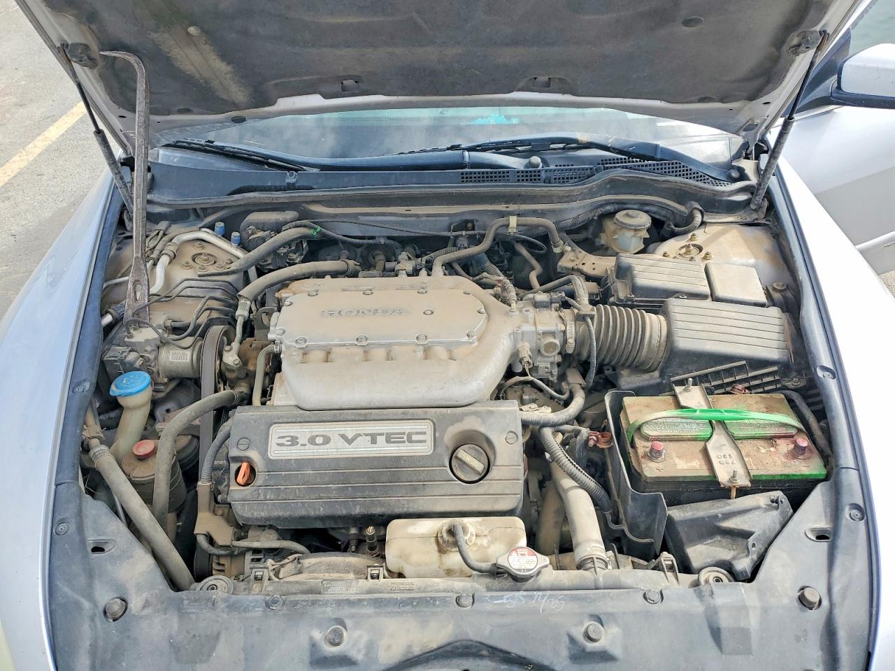 2004 HONDA ACCORD photo 21