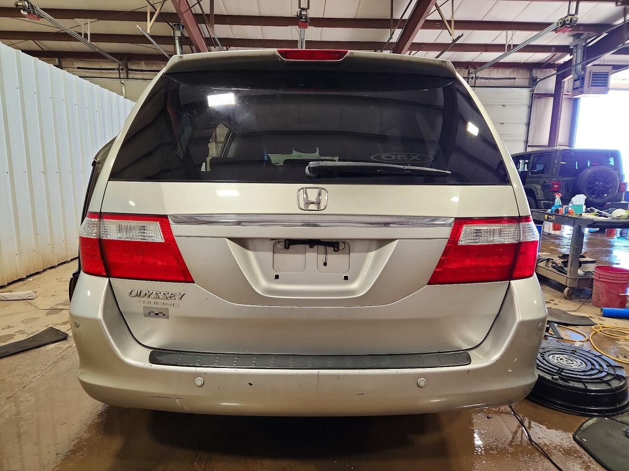 2007 HONDA ODYSSEY TOURING photo 11
