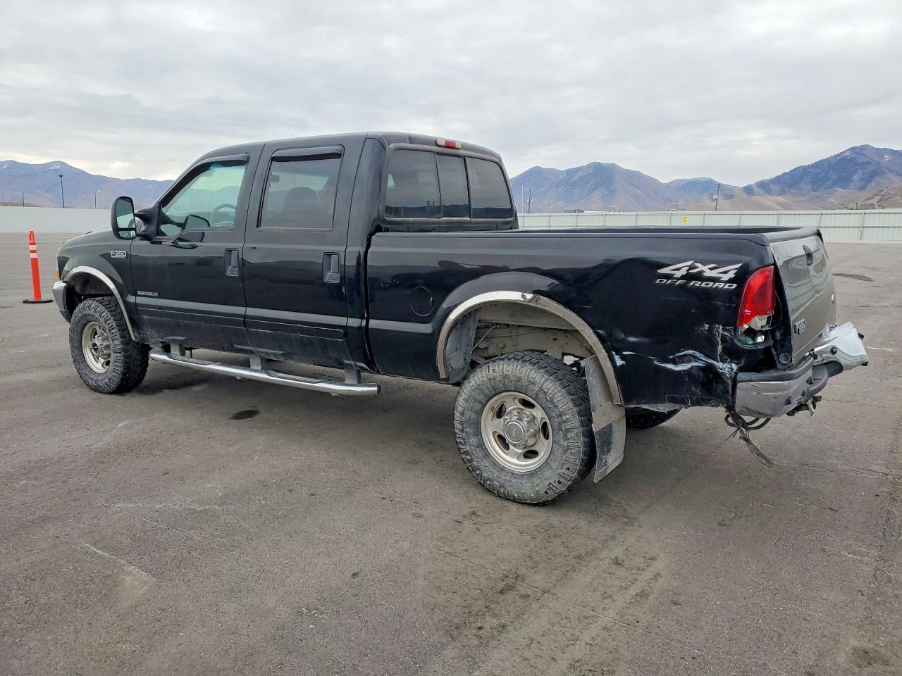 2002 FORD F350 SRW SUPER DUTY photo 3