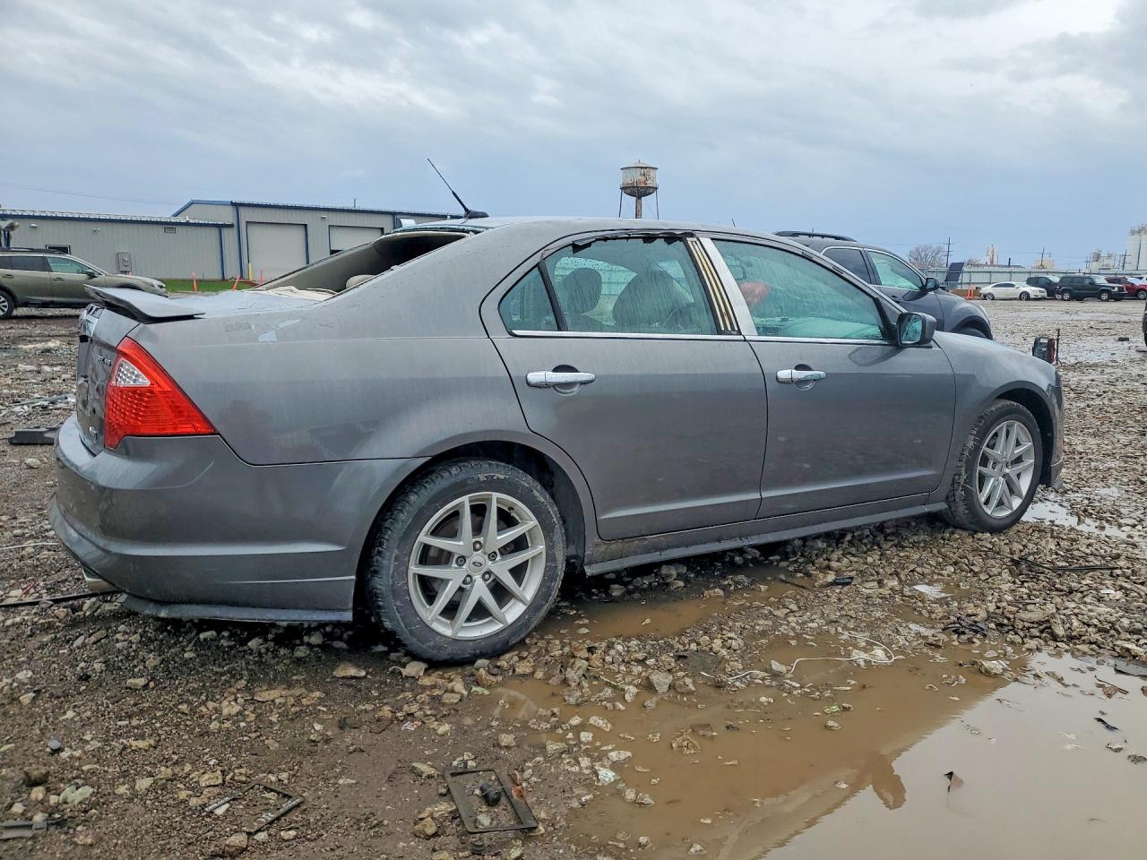 2010 FORD FUSION SEL photo 5
