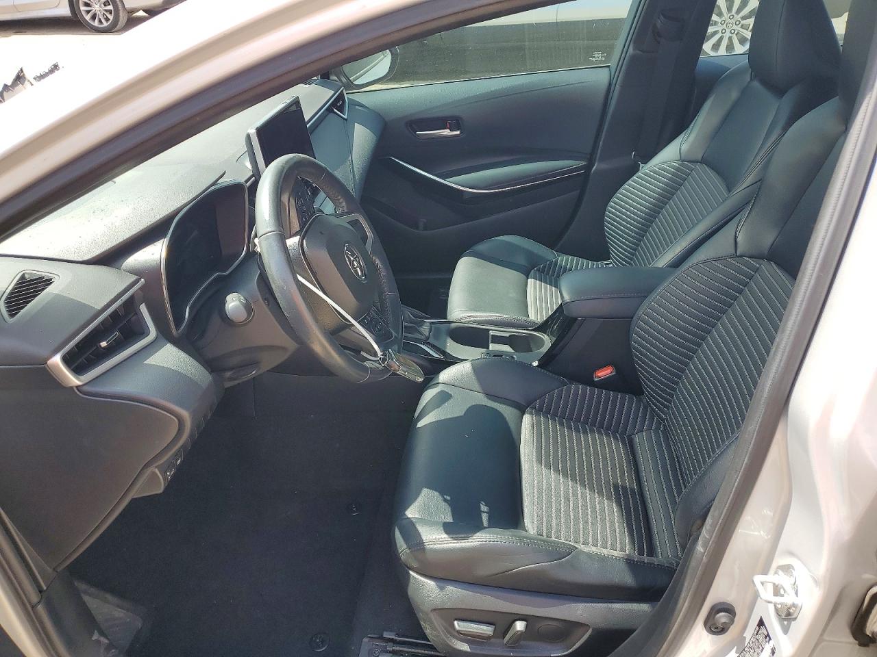 2023 TOYOTA COROLLA XSE photo 13