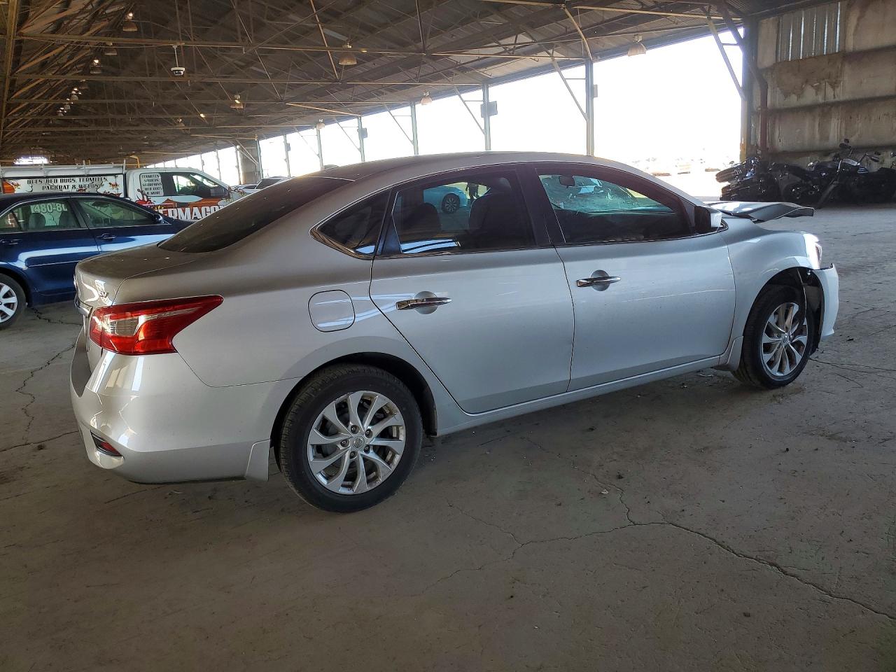 2018 NISSAN SENTRA S photo 3