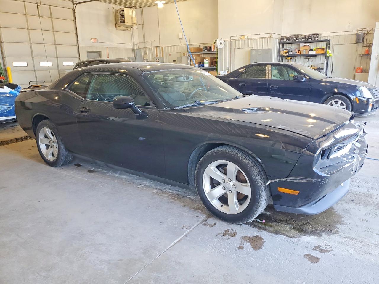 2013 DODGE CHALLENGER SXT photo 7