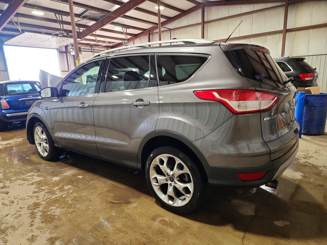 2013 FORD ESCAPE TITANIUM photo 2