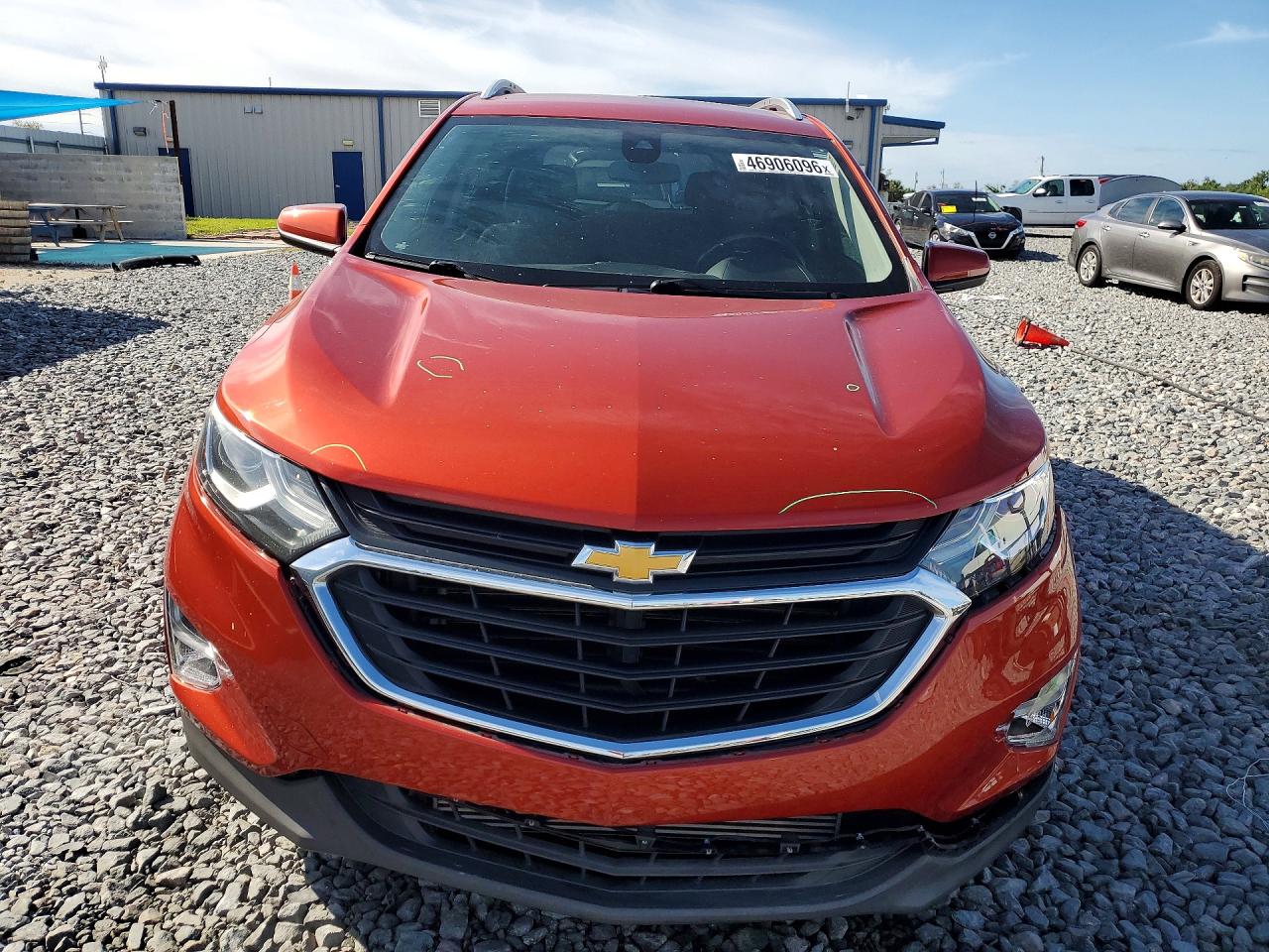 2020 CHEVROLET EQUINOX LT photo 5