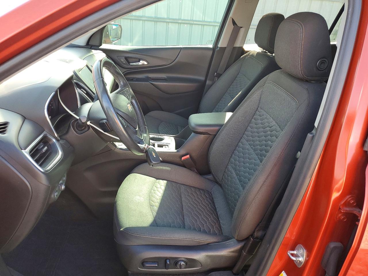2020 CHEVROLET EQUINOX LT photo 7