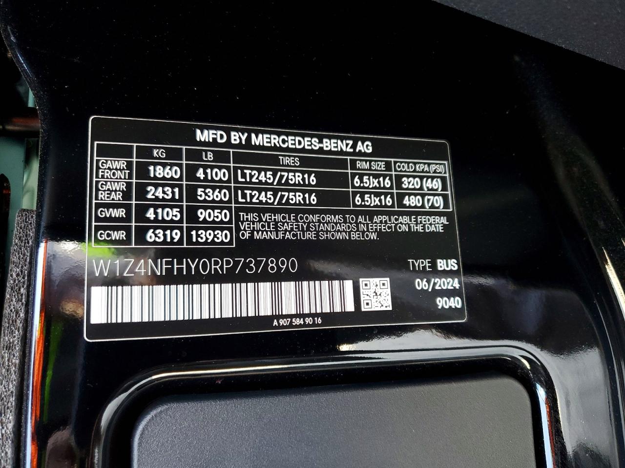 2024 MERCEDES-BENZ SPRINTER 2500 photo 13