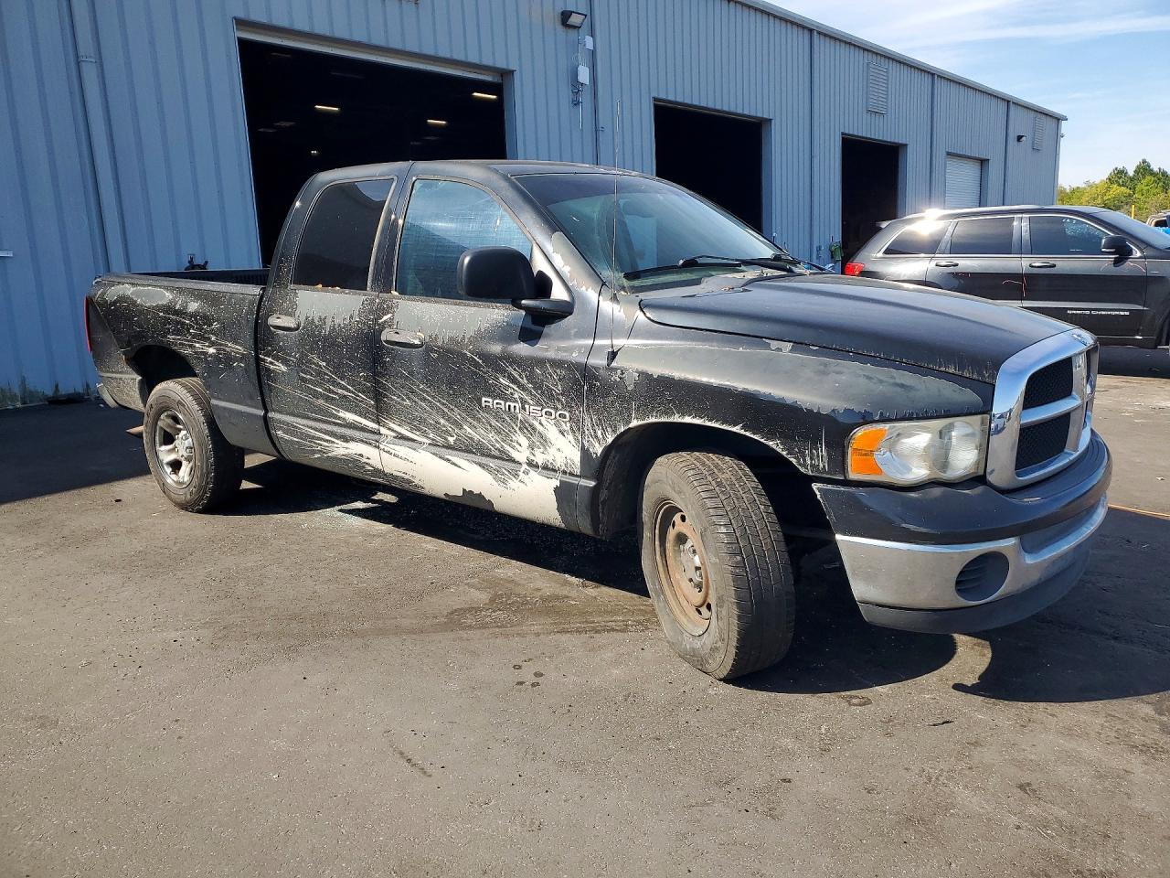 2004 DODGE RAM 1500 ST photo 4