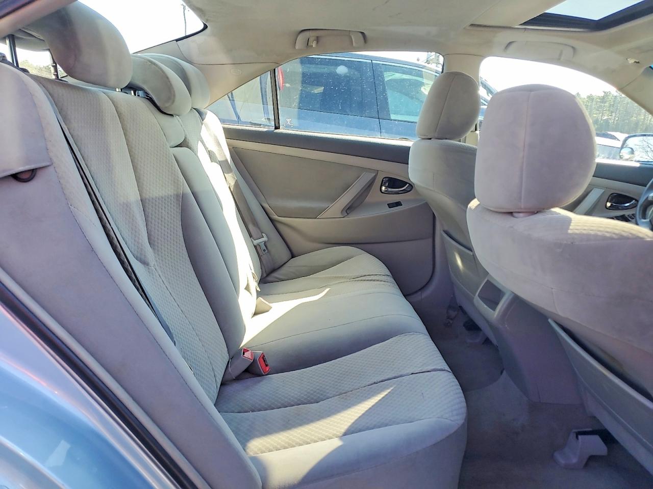2007 TOYOTA CAMRY LE photo 28