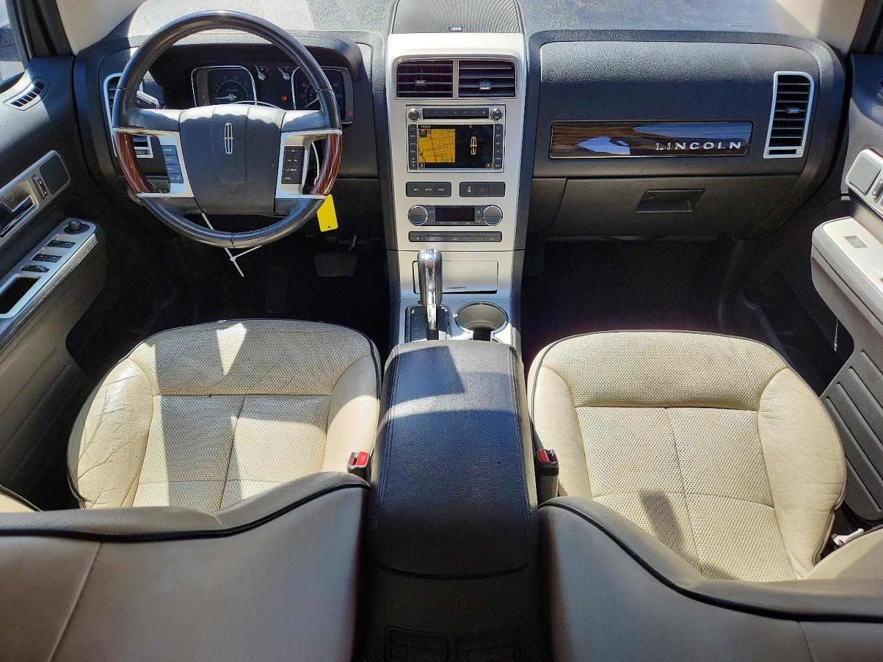 2010 LINCOLN MKX photo 15