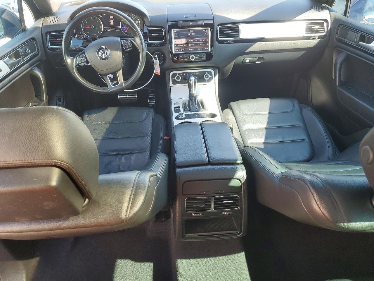 2014 VOLKSWAGEN TOUAREG TDI photo 15