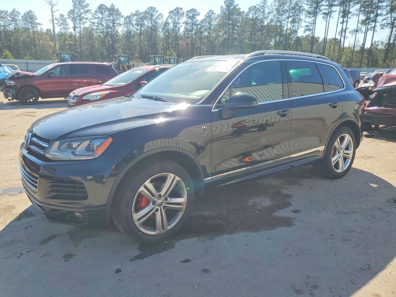 2014 VOLKSWAGEN TOUAREG