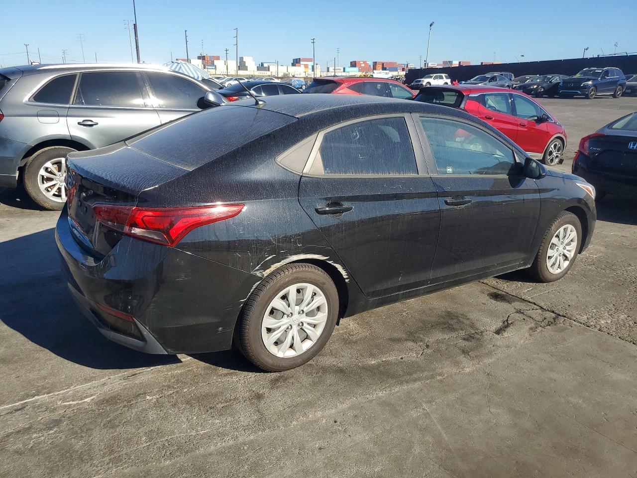 2019 HYUNDAI ACCENT SE photo 7