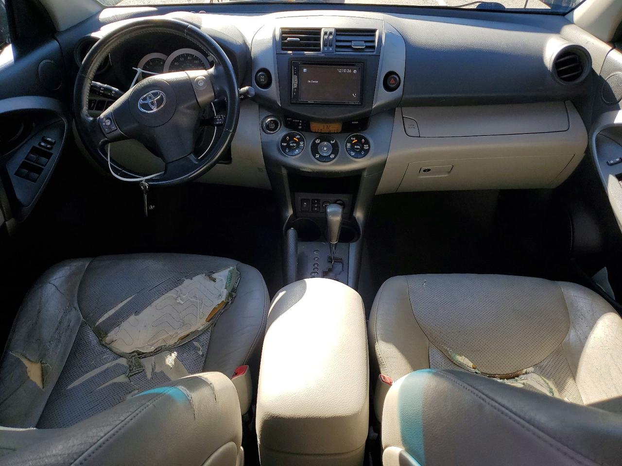 2010 TOYOTA RAV4 LIMITED photo 15