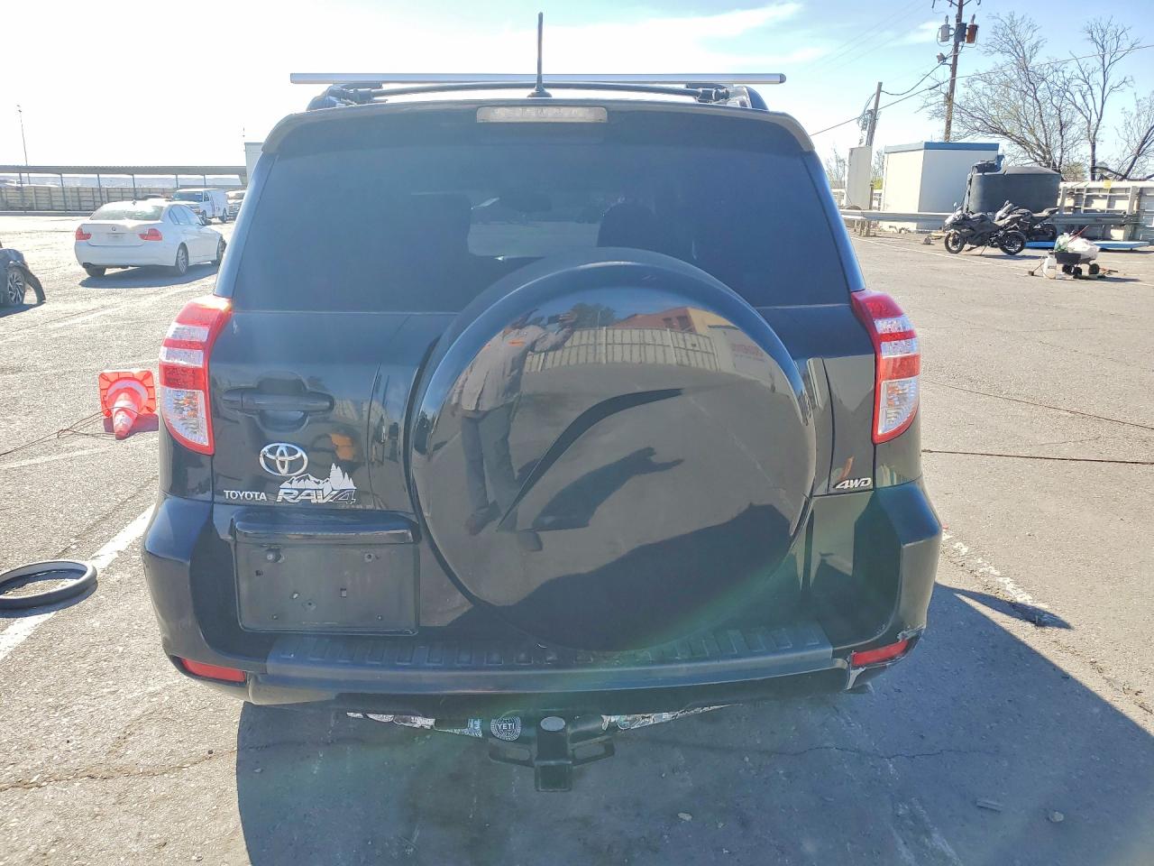2010 TOYOTA RAV4 LIMITED photo 11