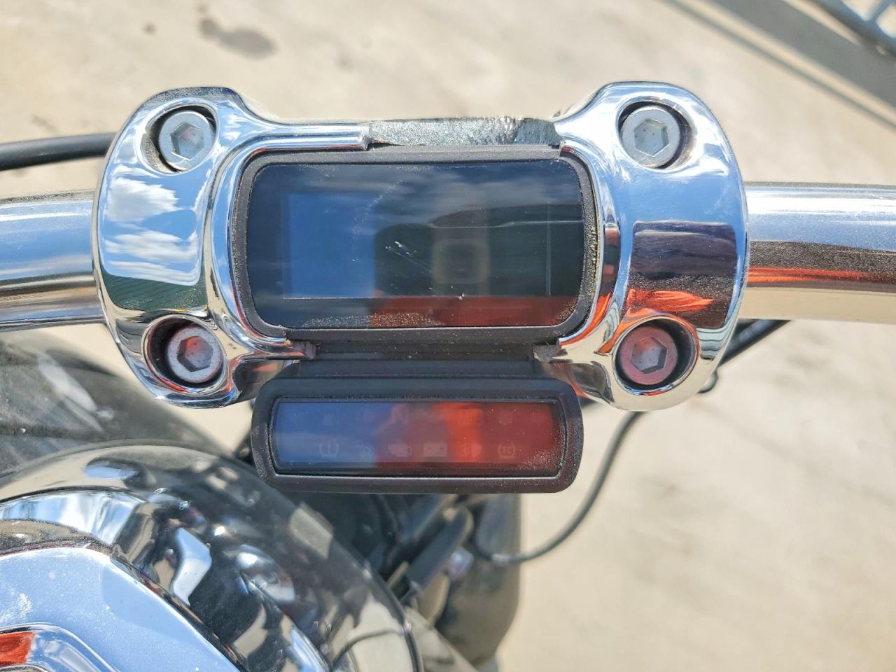 2024 HARLEY-DAVIDSON FXBR photo 19