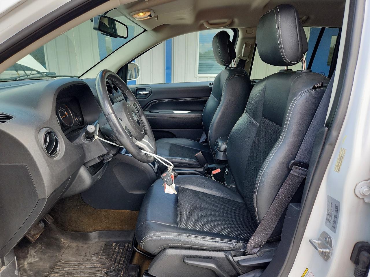 2016 JEEP COMPASS LATITUDE photo 13
