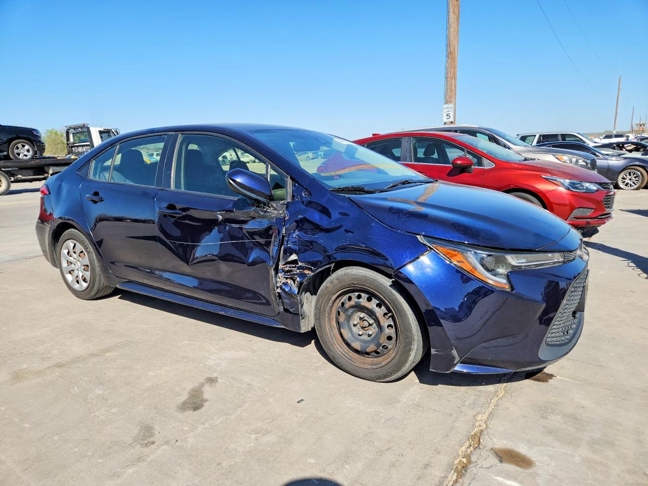 2020 TOYOTA COROLLA LE photo 4
