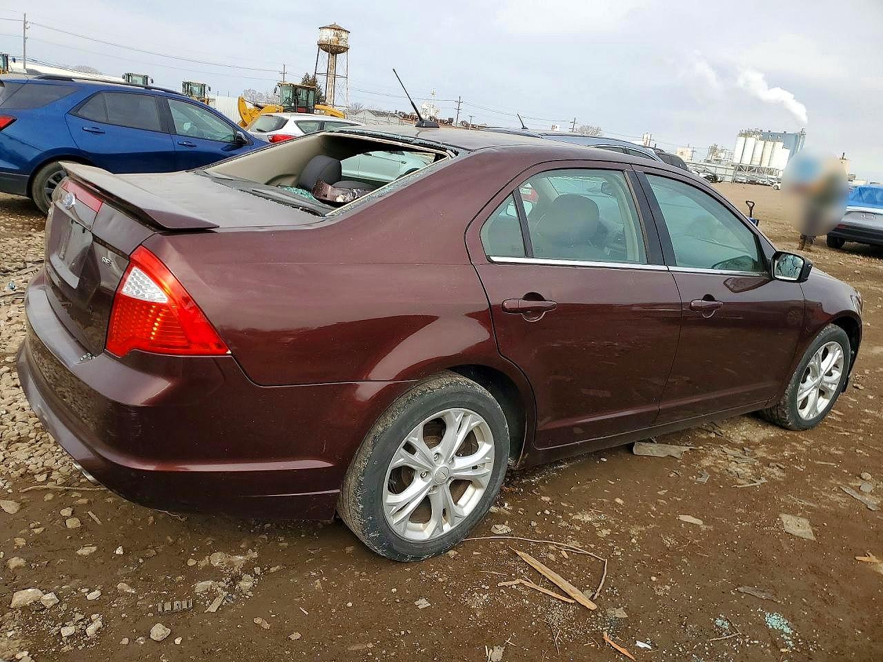 2012 FORD FUSION SE photo 3