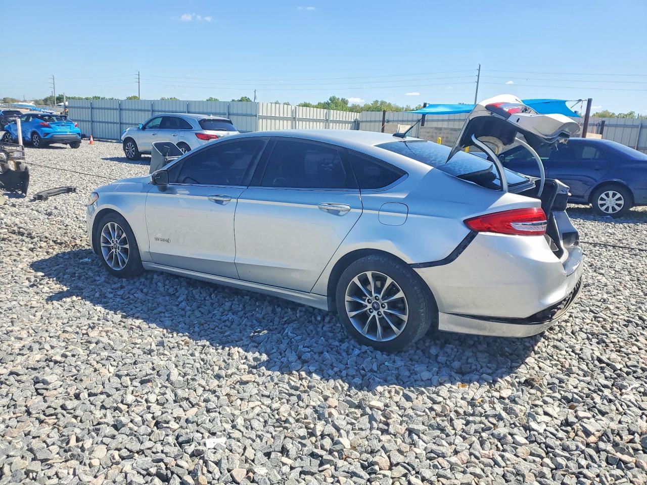 2017 FORD FUSION SE HYBRID photo 2