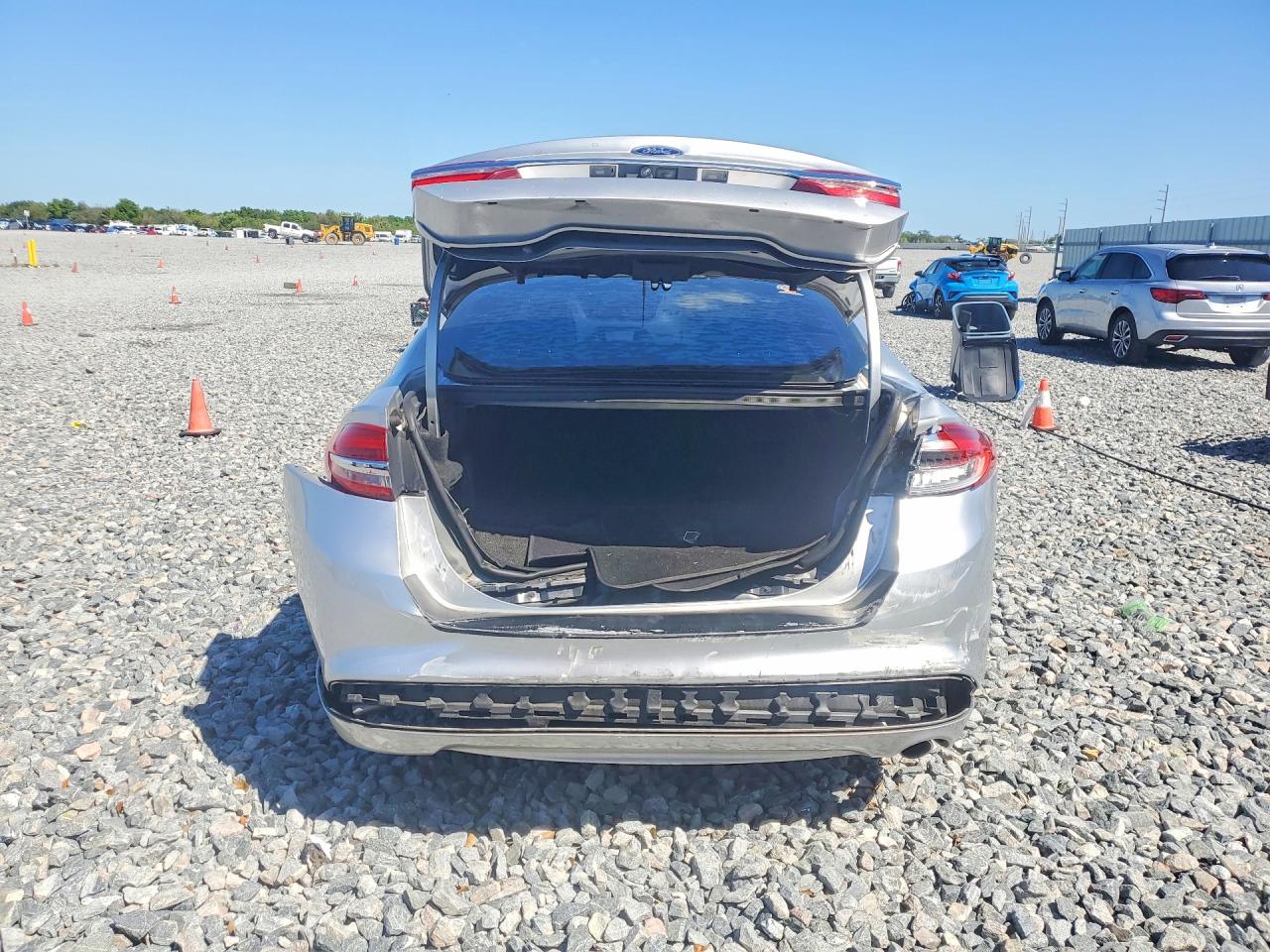 2017 FORD FUSION SE HYBRID photo 6